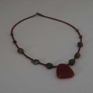 NWOT Beaded Stone Necklace Red Brown Green